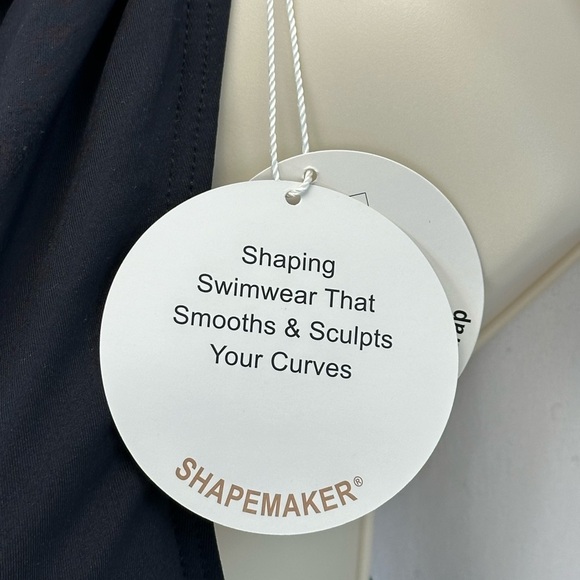 Coco Reef Contours Shapemaker Bow Tie Shoulder One Piece Swimsuit- Black - 8/32C - Picture 11 of 12